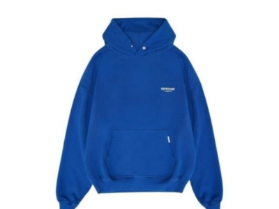 Represent Hoodie – Cozy Winter & Christmas Collection 2025