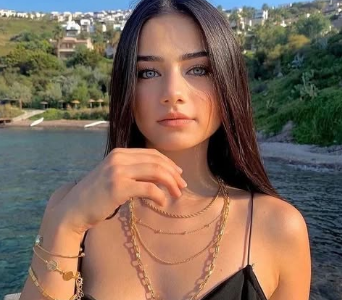 Unbelievable SPIDER HOODIE Transformations: You Won't Believe Your Eyes!